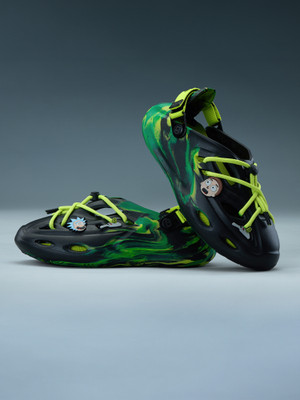 The Souled Store Men Clogs(Green , 7)