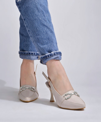 SHOETOPIA Women Heels(Beige , 8)