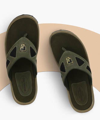 WOODLAND Men Slippers(Green , 8)