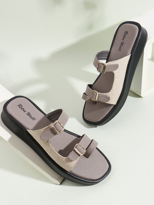 Retro Walk Women Flats(Grey , 8)