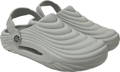 Salutoz Men Clogs(Grey , 7)