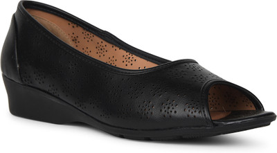 Bata Women Bellies(Brown , 6)