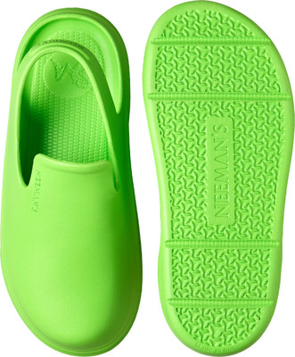 Neemans Women Clogs(Green , 5)