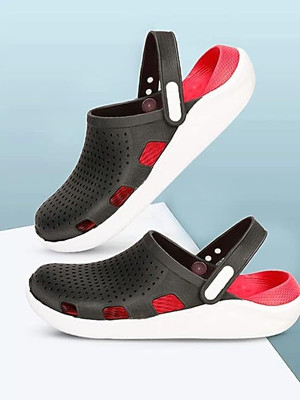 PeniLo Men Clogs(Red, Black , 7)