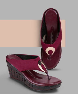 Clouter hub Women Heels(Maroon , 6)
