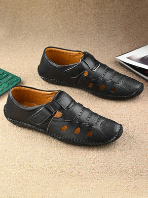 Server Experience Lightweight | Comfort Trendy Premium | Walking Outdoor Stylish Men Sandals(Black , 10)