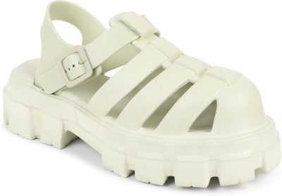 Cassiey Women Clogs(Green , 6)