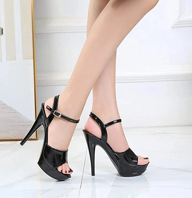 Froh Feet Women Heels(Black , 6)