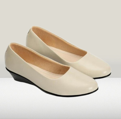 SHIPEE Women Heels(White , 6)