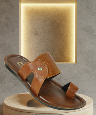 Binny Men Sandals(Tan , 6)