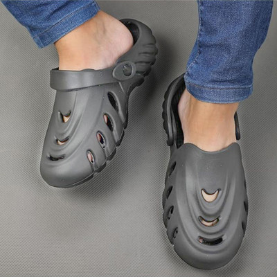 SECRITAS Men Clogs(Grey , 6)