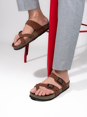 Roadster Men Sandals(Tan , 6)