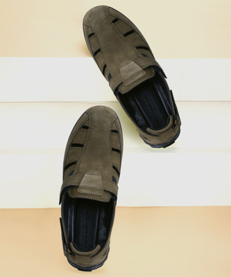 WOODLAND Men Casual(Multicolor , 10)