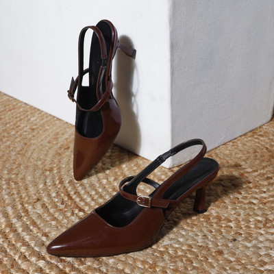 CHEMISTRY Women Heels(Brown , 5)
