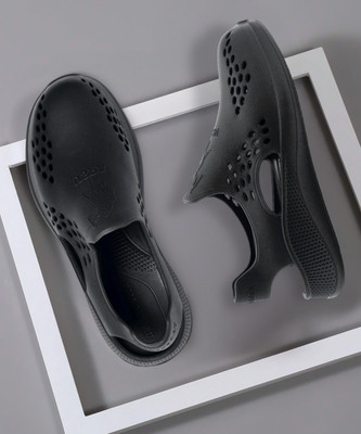 U.S. POLO ASSN. Men Casual(Black , 8)