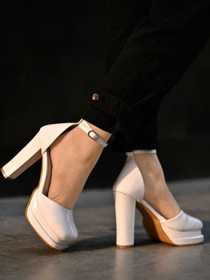 SHOETOPIA Women Heels(Beige , 7)