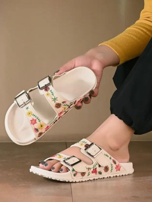 faishstar Women Clogs(Off White , 7)