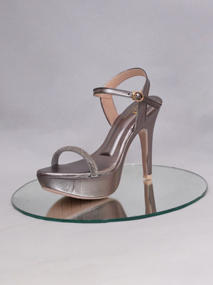 PLANET WALK Heels Sandals Lightweight, Breathable, Comfortable Everyday Cushioned Insole Women Heels(Grey , 8)