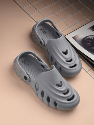 LUPER Men Clogs(Grey , 7)