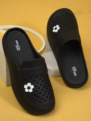 action ONTL-35 Women Clogs(Black , 7)