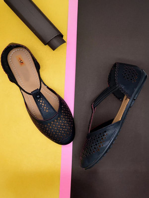 UK Collection Women Bellies(Black , 7)