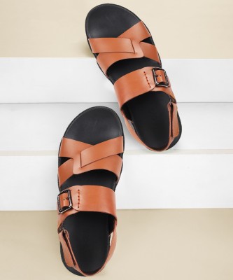 MOCHI Men Sandals(Tan , 8)