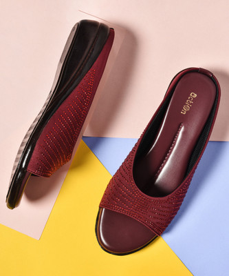 action Women Wedges(Maroon , 8)