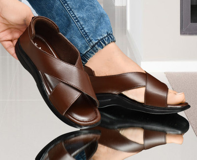moshto Women Casual(Brown , 7)
