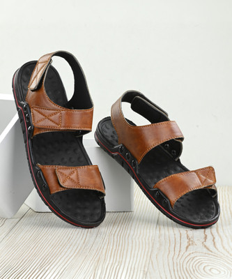 Rising Wolf Men Sandals(Tan , 6)
