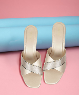 MOCHI Women Heels(Gold , 3)