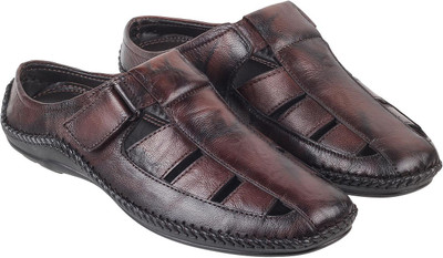 MOCHI Men Sandals(Brown , 7)