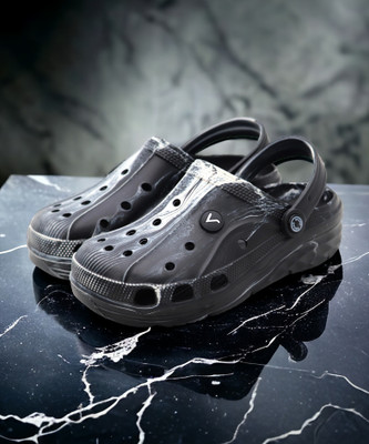 Svaar Men Clogs(Black , 10)