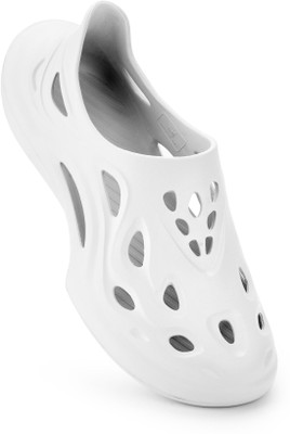 Hoppa Men Clogs(White , 9)