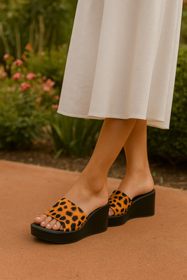 UUNDA Fashion Women Wedges(Black, Yellow , 4)