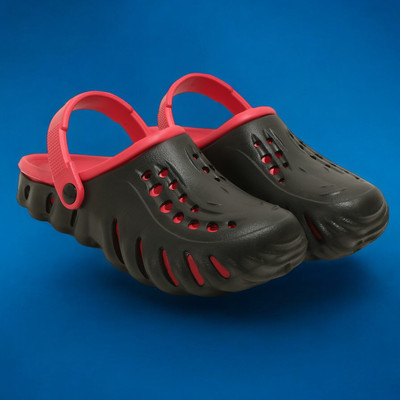 Begone Men Clogs(Red , 7)