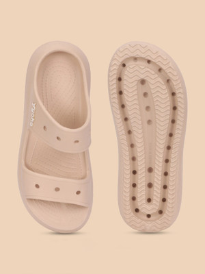 yoho Women Clogs(Beige , 6)
