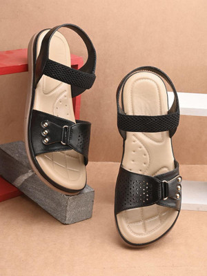 ShoeNstring Women Flats(Black , 9)