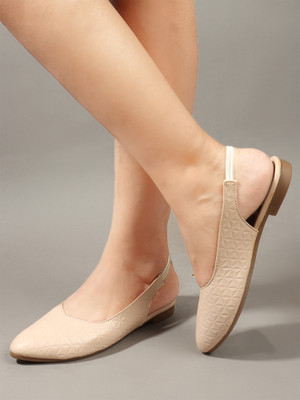 Colo Women Flats(Off White , 3)