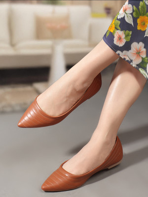 CARLTON LONDON Women's Casual Slip-On Striped Ballerinas Women Bellies(Tan , 3)