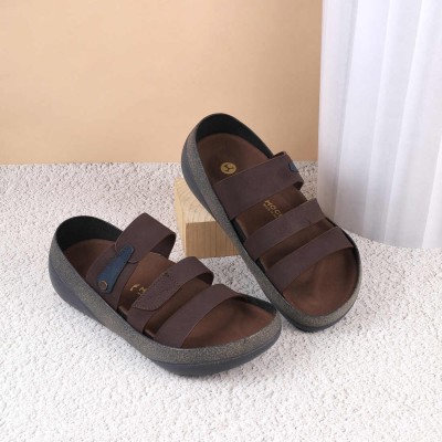 MOCHI Men Sandals(Brown , 8)