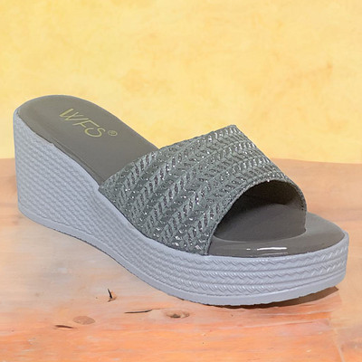 WFS Women Heels(Grey , 4)