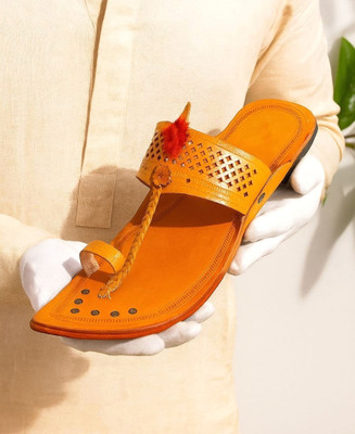 Kolhapuri Men Sandals(Yellow , 7)