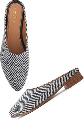 luxyfeel Women Heels(Black, White , 9)