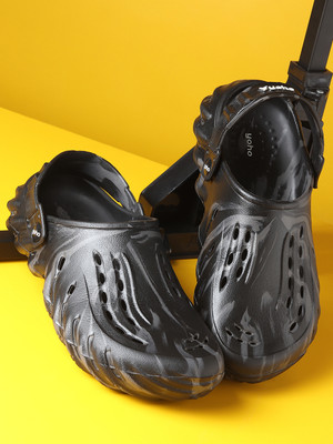 yoho Men Clogs(Black , 8)