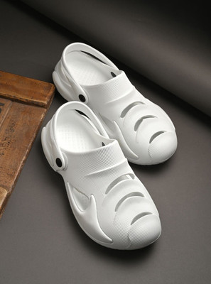 DEFLOW Men Sandals(White , 8)