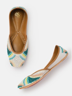 House of Pataudi Women Flats(Multicolor , 3)