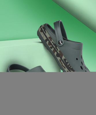 CAMPUS Men Clogs(Olive , 9)