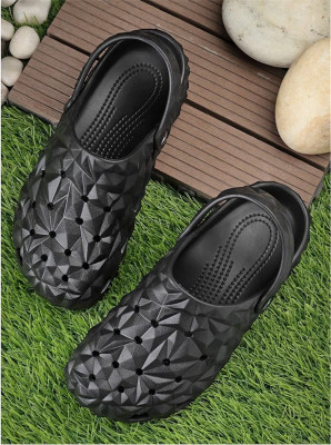 Auto Moxco Men Clogs(Black , 8)