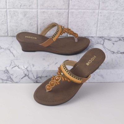 MOCHI Women Wedges(Tan , 7)