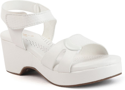 VENDOZ Women Wedges(White , 5)